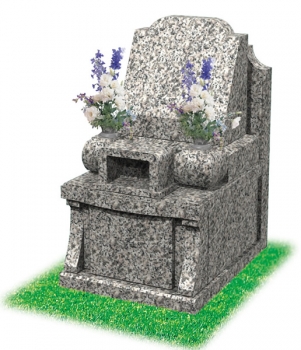 緑の芝生に包まれた洋風墓石にもマッチするゆとり墓所。